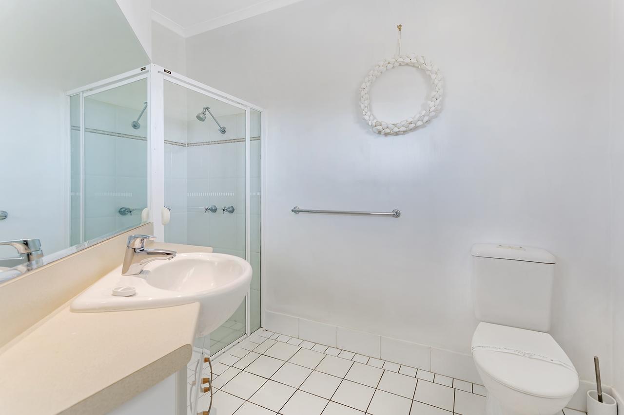 Apartment Zenith Unit 7 - *