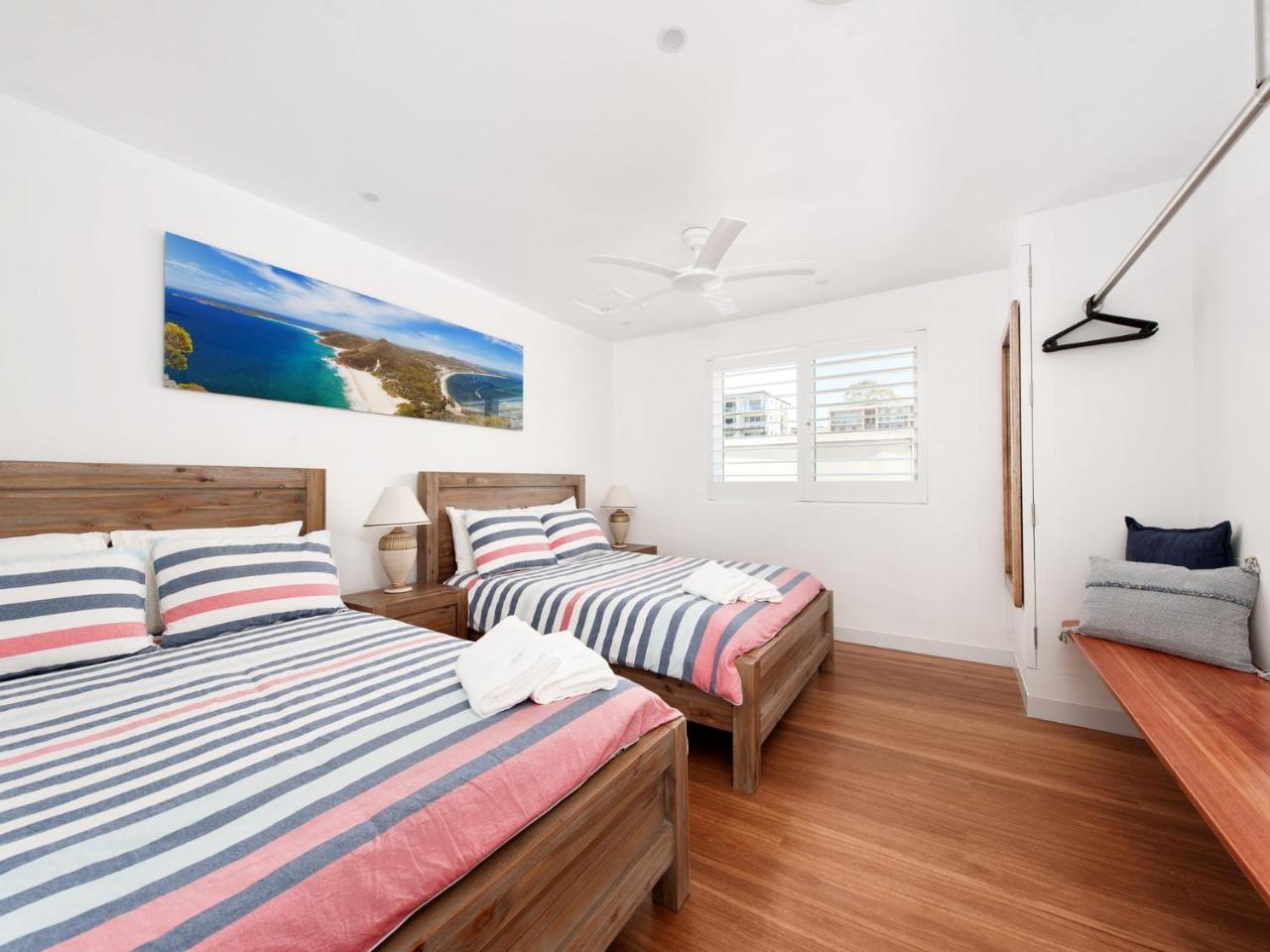 Holiday home Views @ *