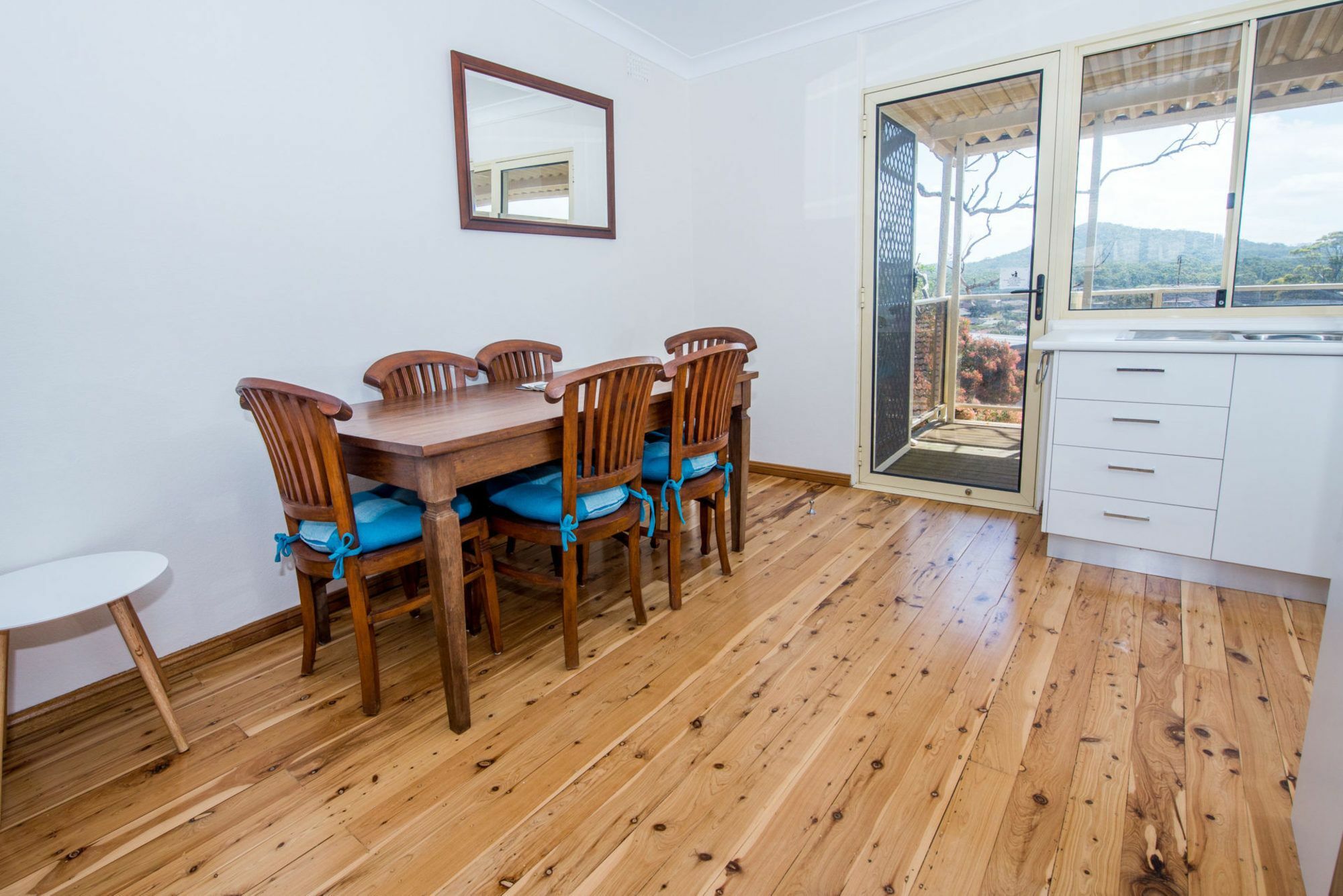 Apartment Victor Pde Unit 3/2 - *