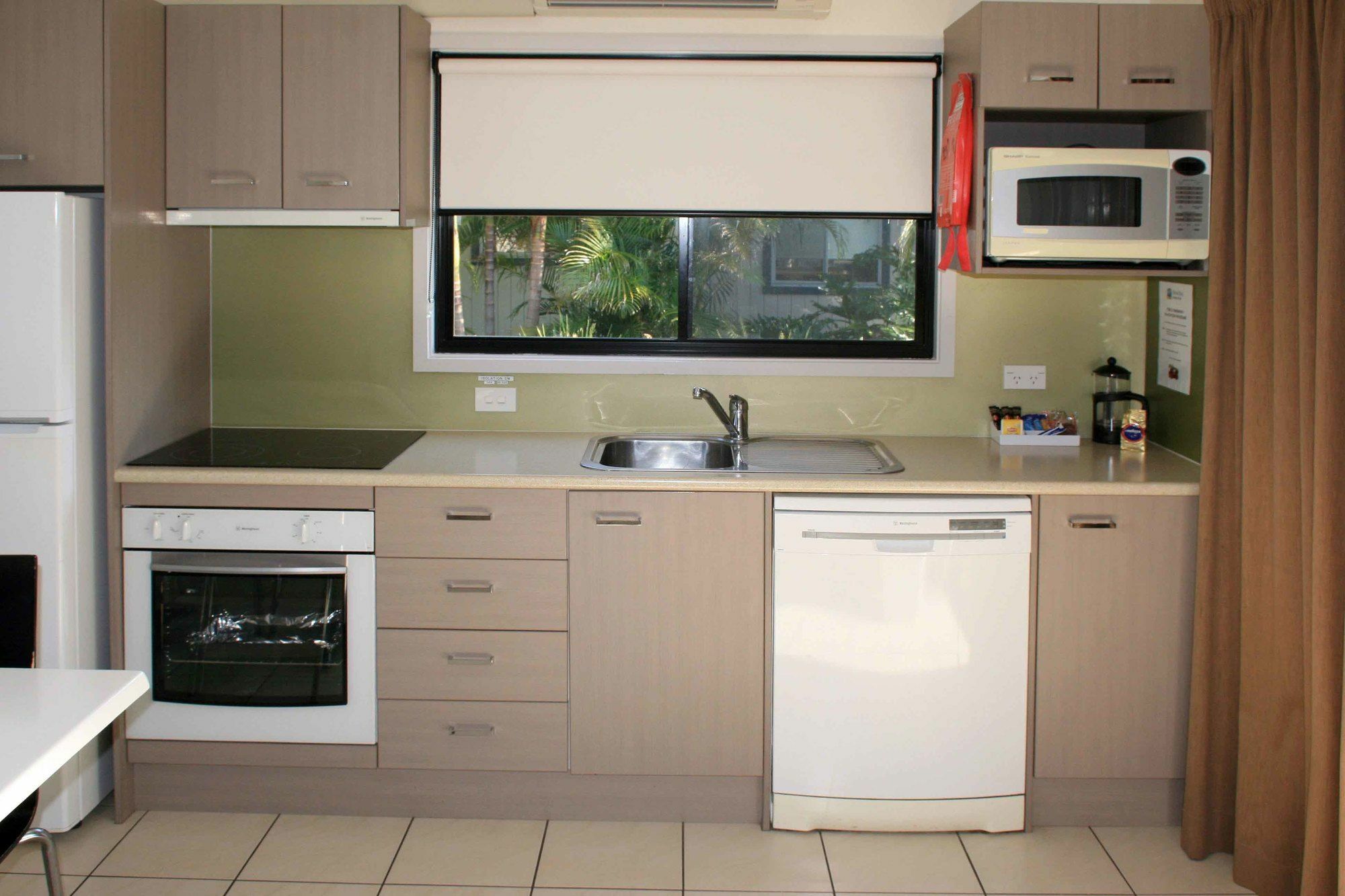 Shoal Bay Holiday Park