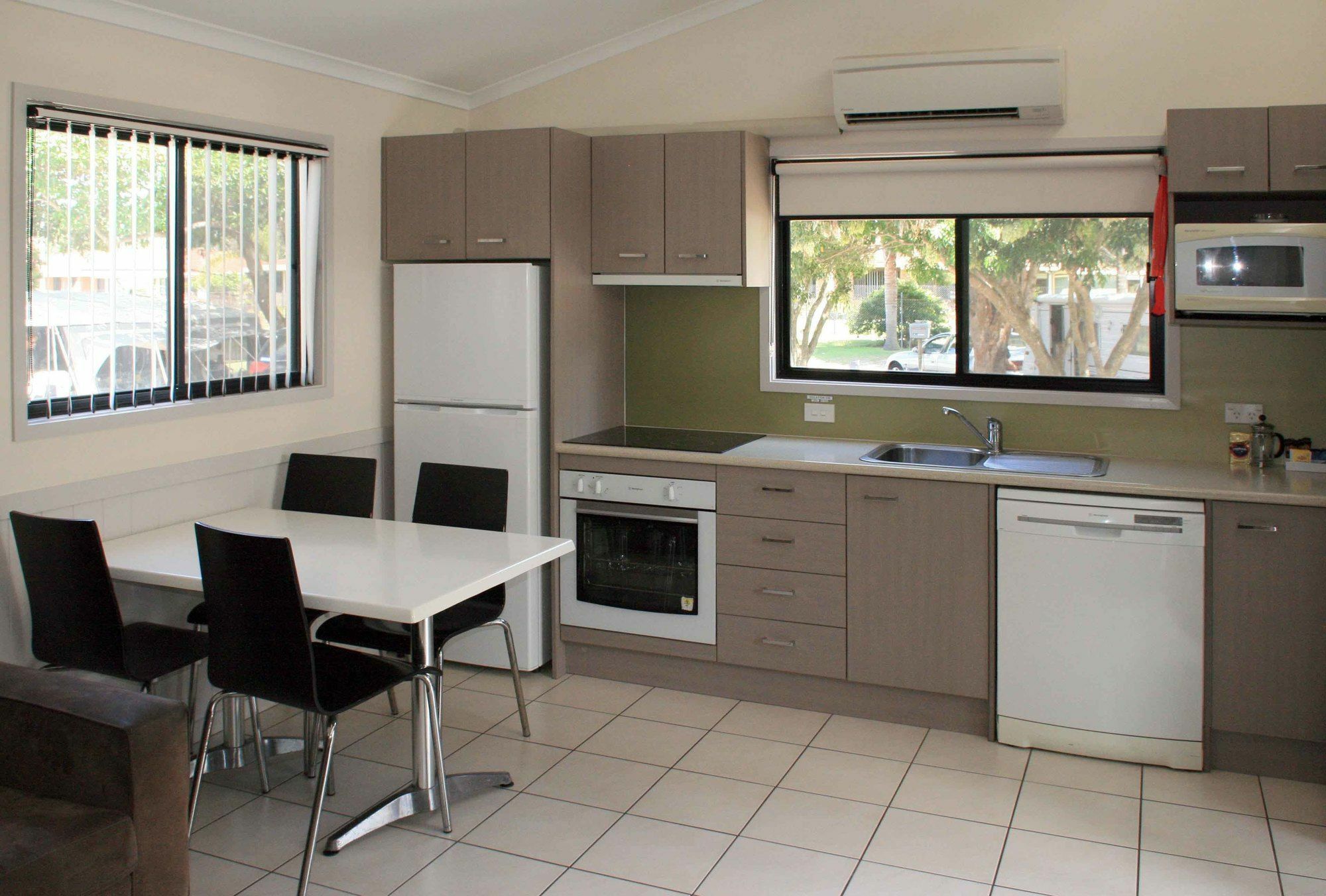 Shoal Bay Holiday Park Shoal Bay