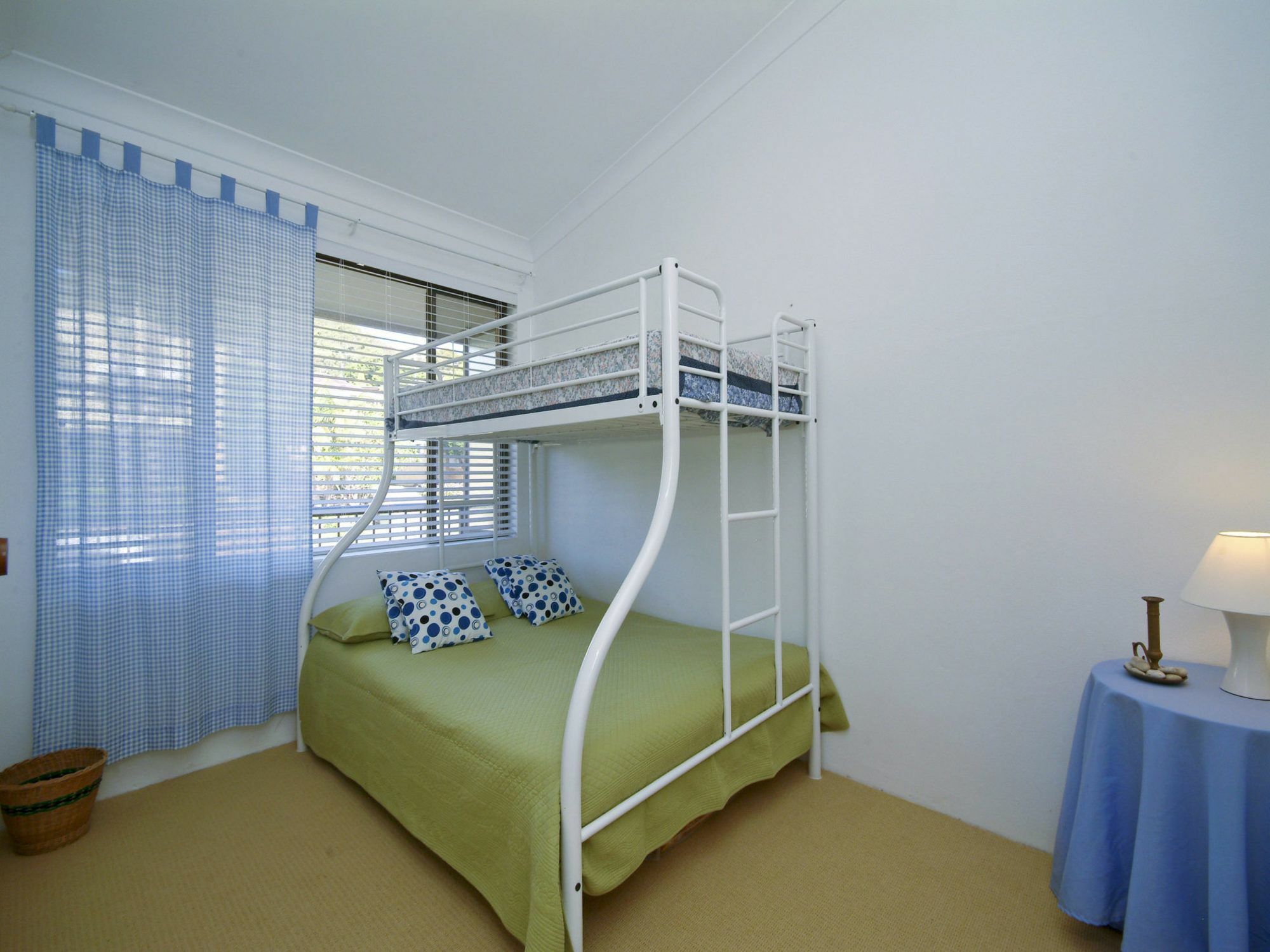 Ronald Ave, Bahia, Unit 06, 47 * Shoal Bay