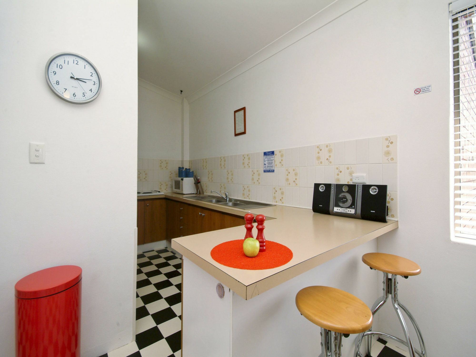 Ronald Ave, Bahia, Unit 06, 47 Apartment Shoal Bay