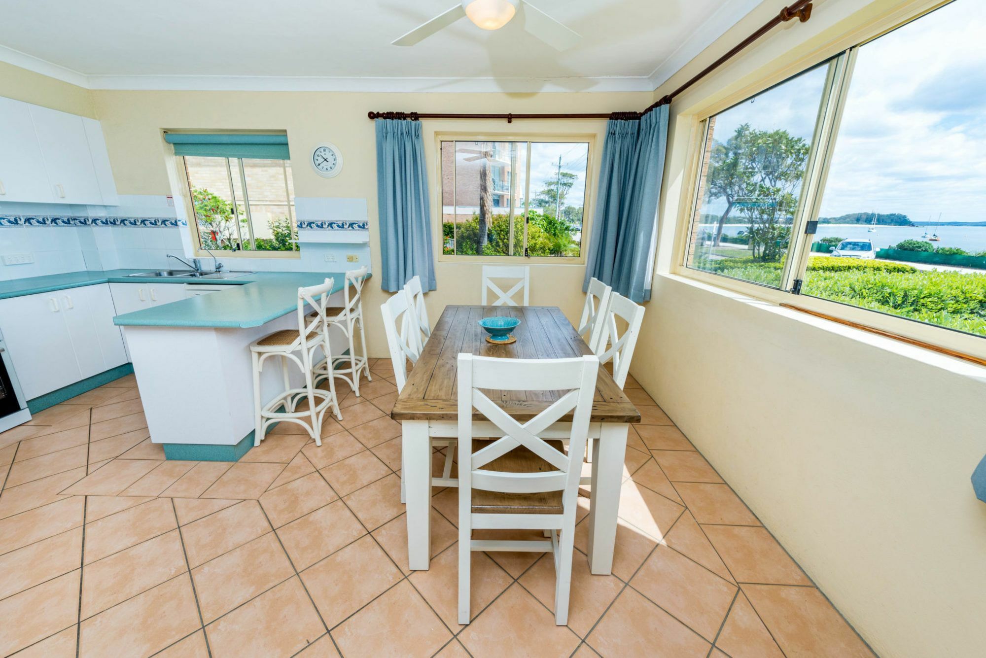 South Pacific Unit 1 - Apartment