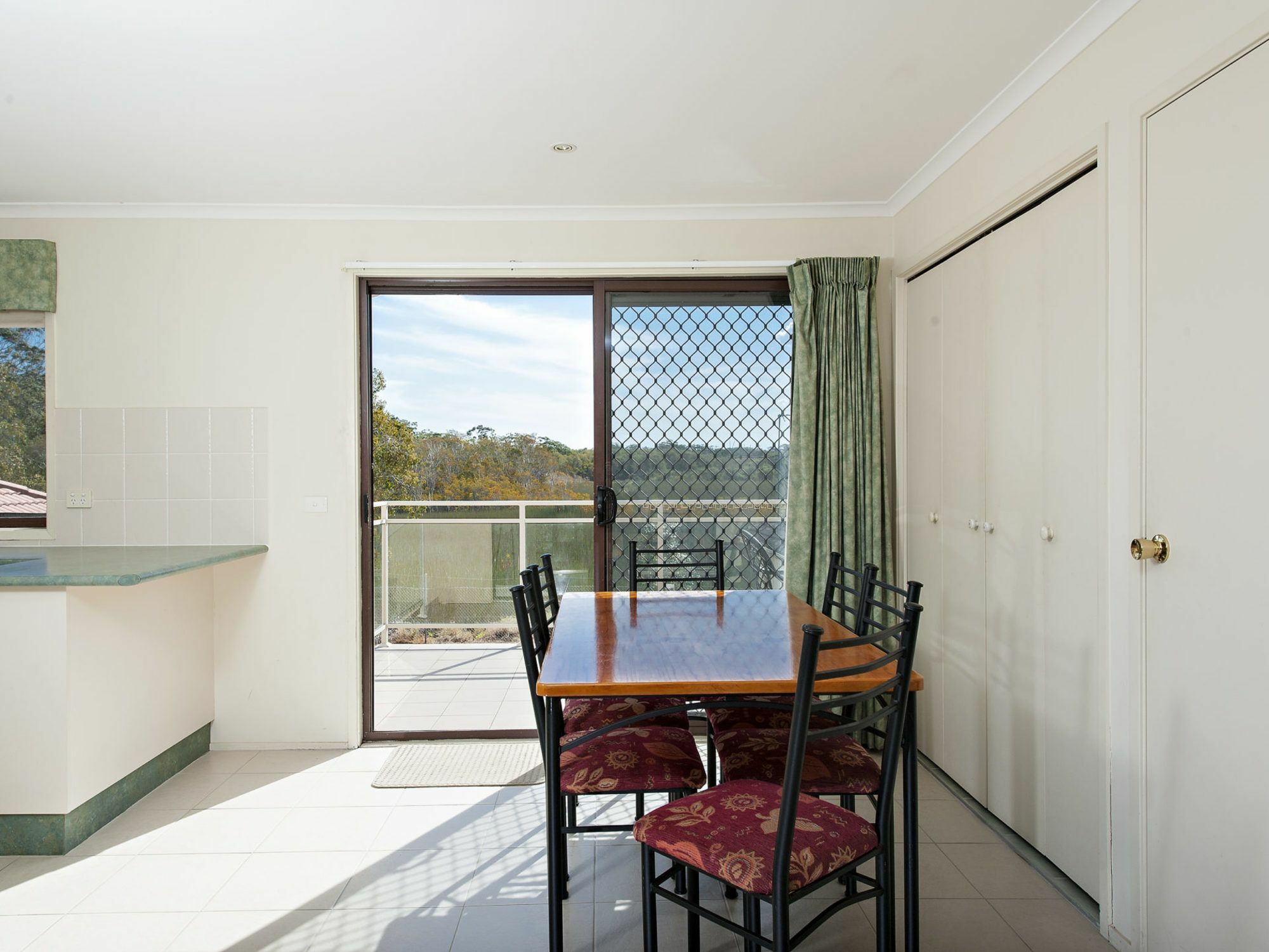 Apartment Government Road, 16a, The Breakers Shoal Bay