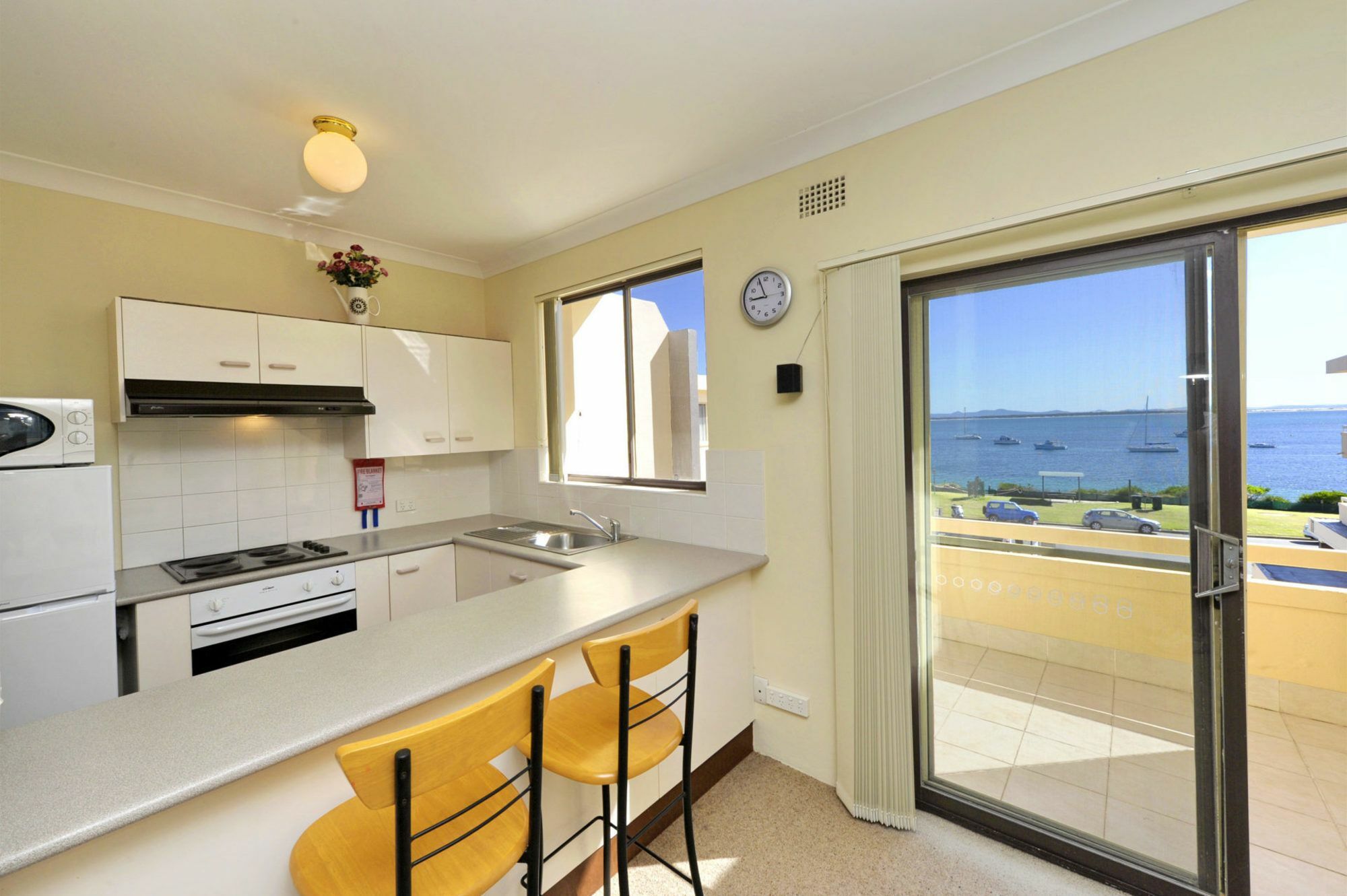 Apartment Bay Village Unit 10 - *