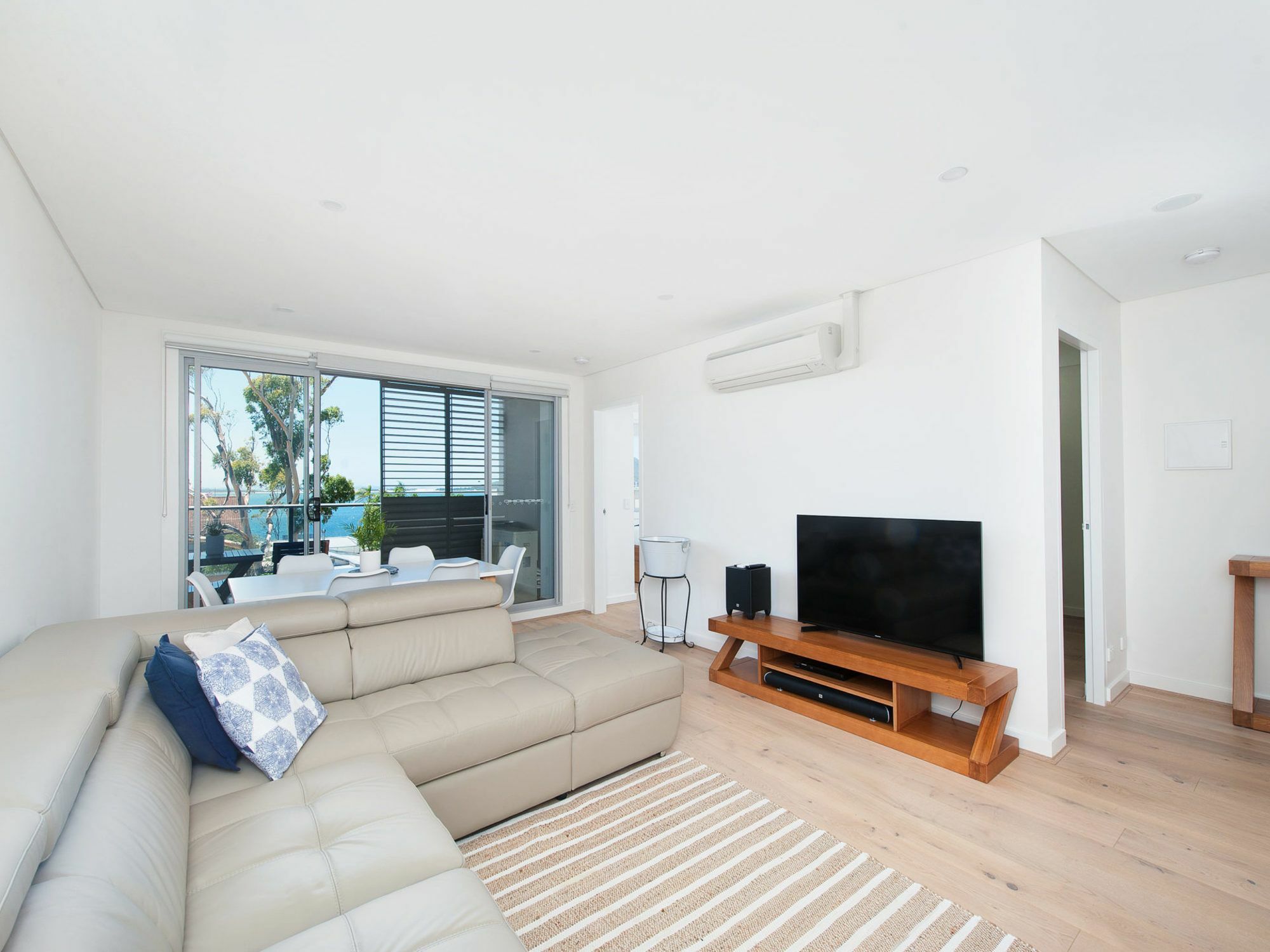 Apartment The Shoal Apartments, Unit 305/4-8 Bullecourt Street *
