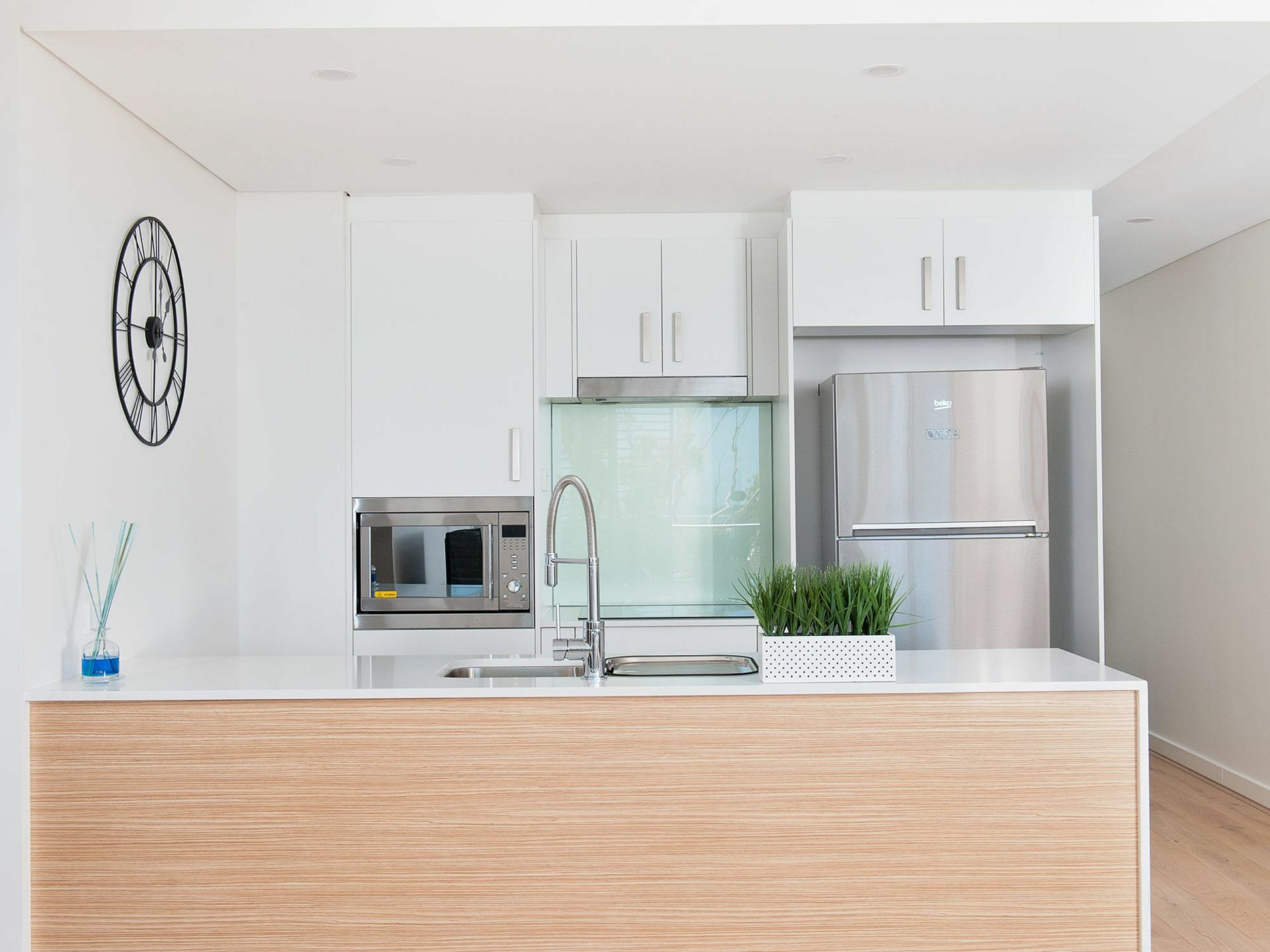 The Shoal Apartments, Unit 305/4-8 Bullecourt Street Shoal Bay