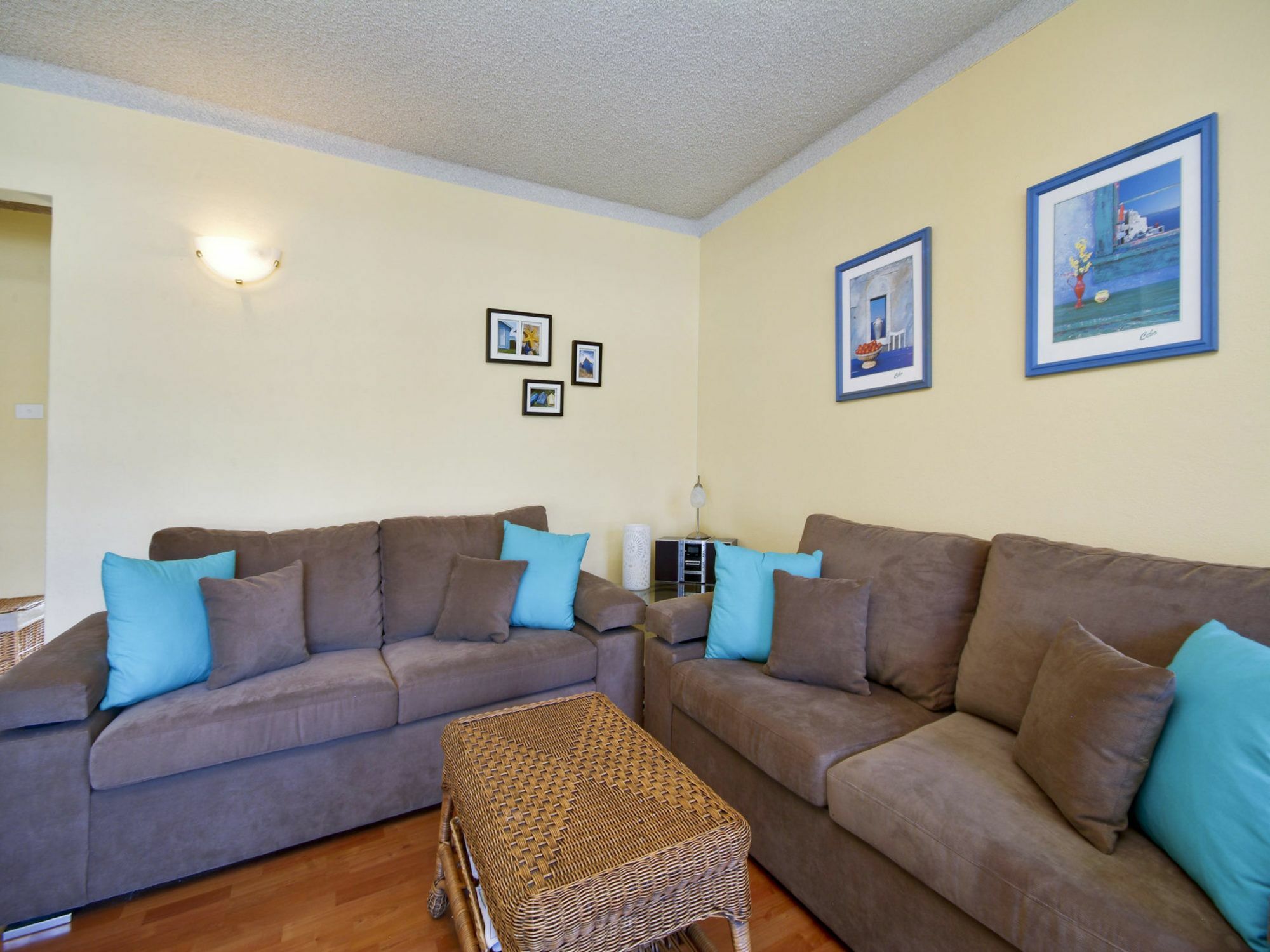 Shoal Towers, Unit 5/11 Road Apartment