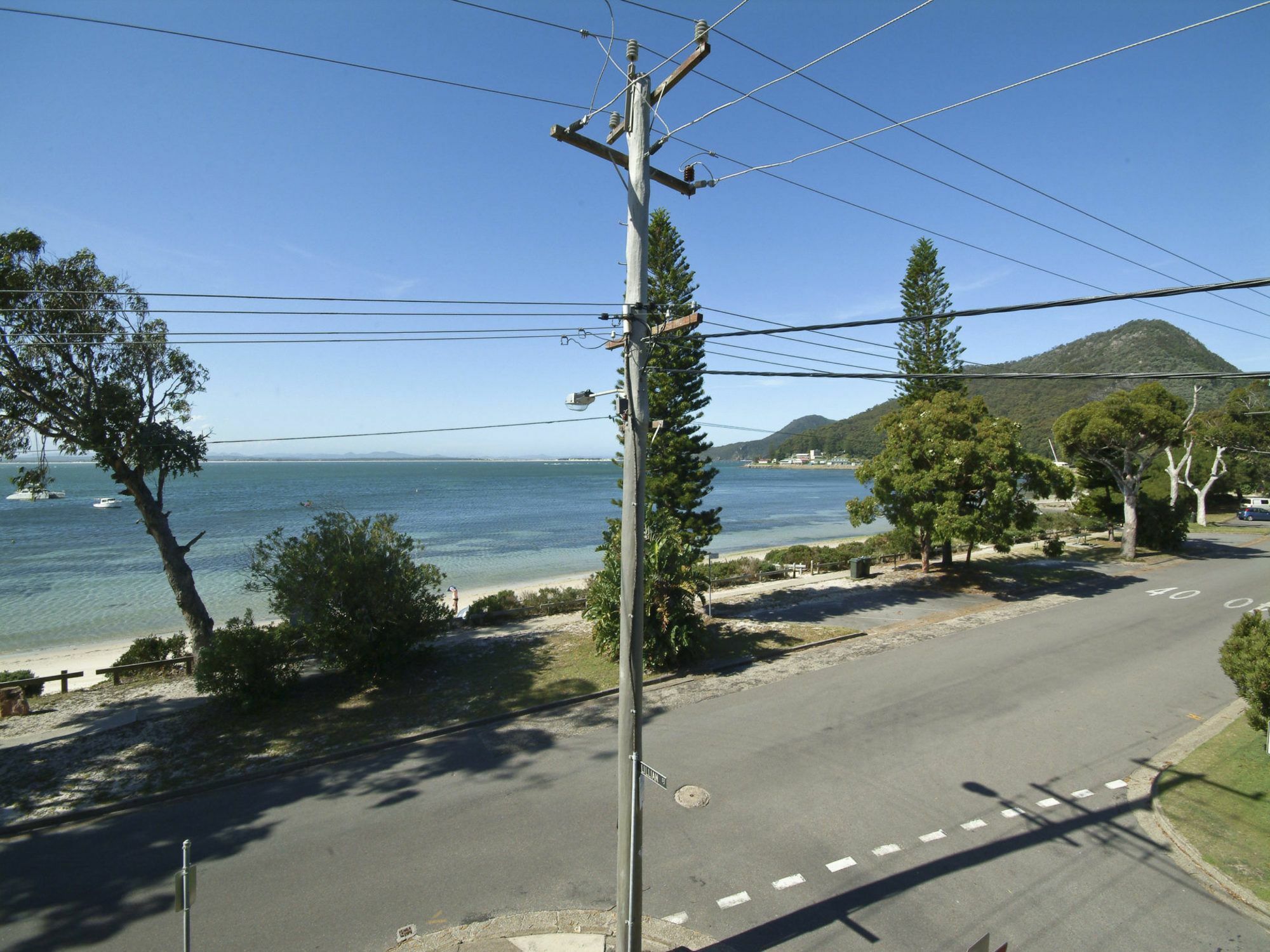 Shoal Towers, Unit 5/11 Road Apartment Shoal Bay