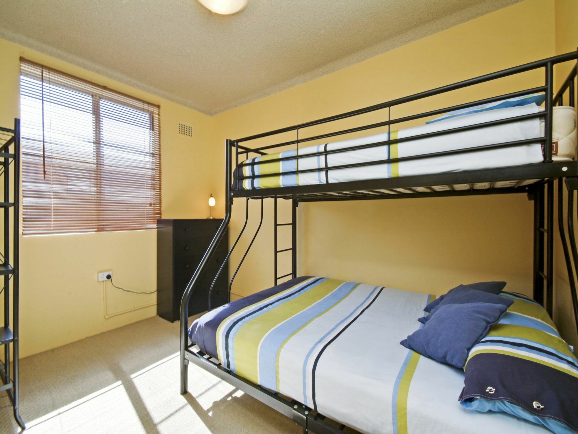 Apartment Shoal Towers, Unit 5/11 Road *