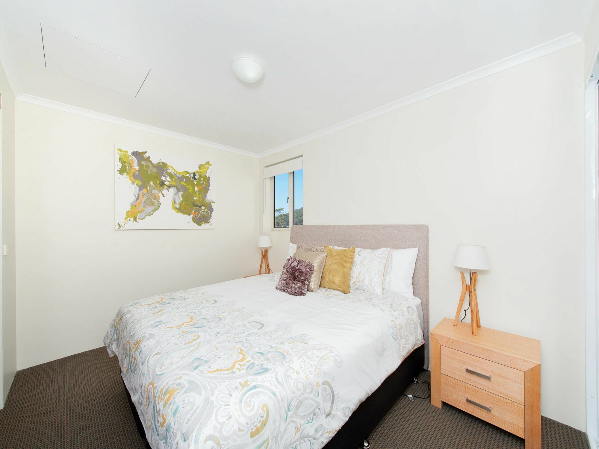 Road, Barrington, Unit 406 *