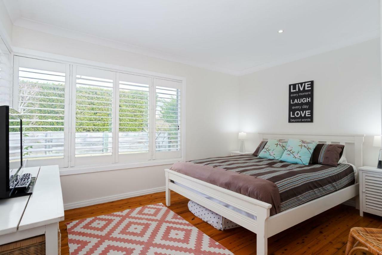 Rubys Retreat, 44 Achilles Street - Pet Friendly, Aircon, Wifi & Boat Parking Holiday home