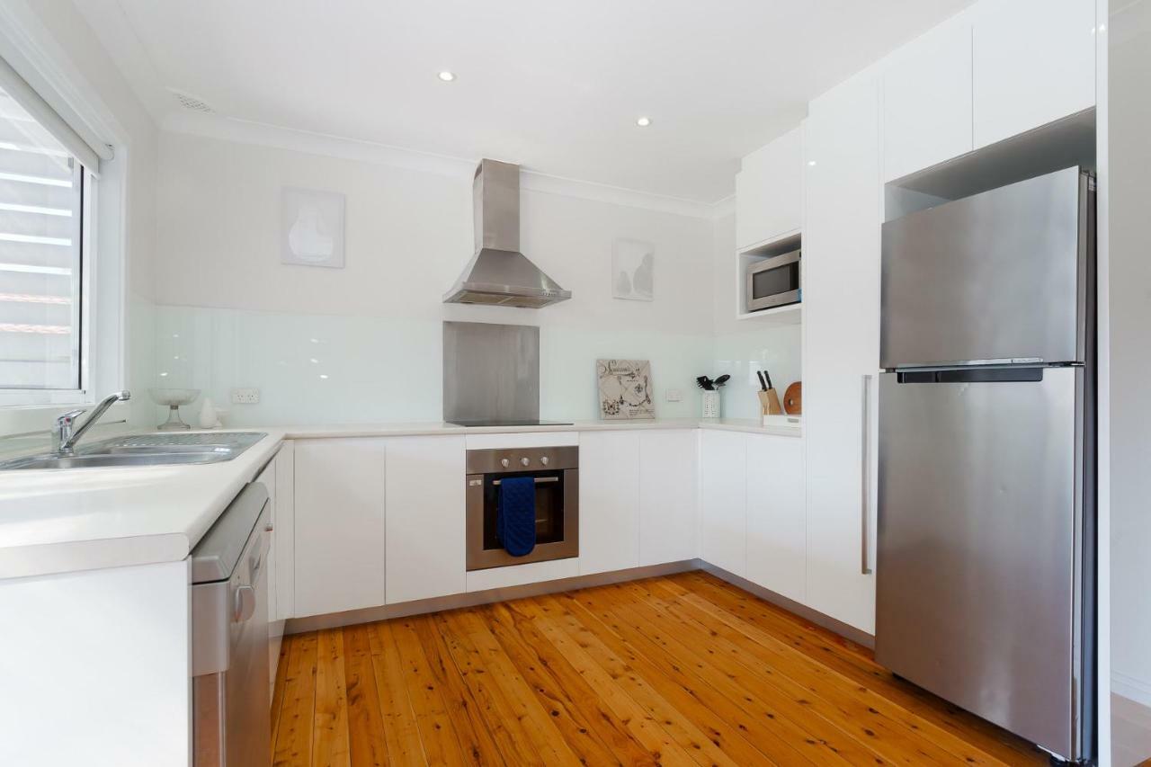 Holiday home Rubys Retreat, 44 Achilles Street - Pet Friendly, Aircon, Wifi & Boat Parking *