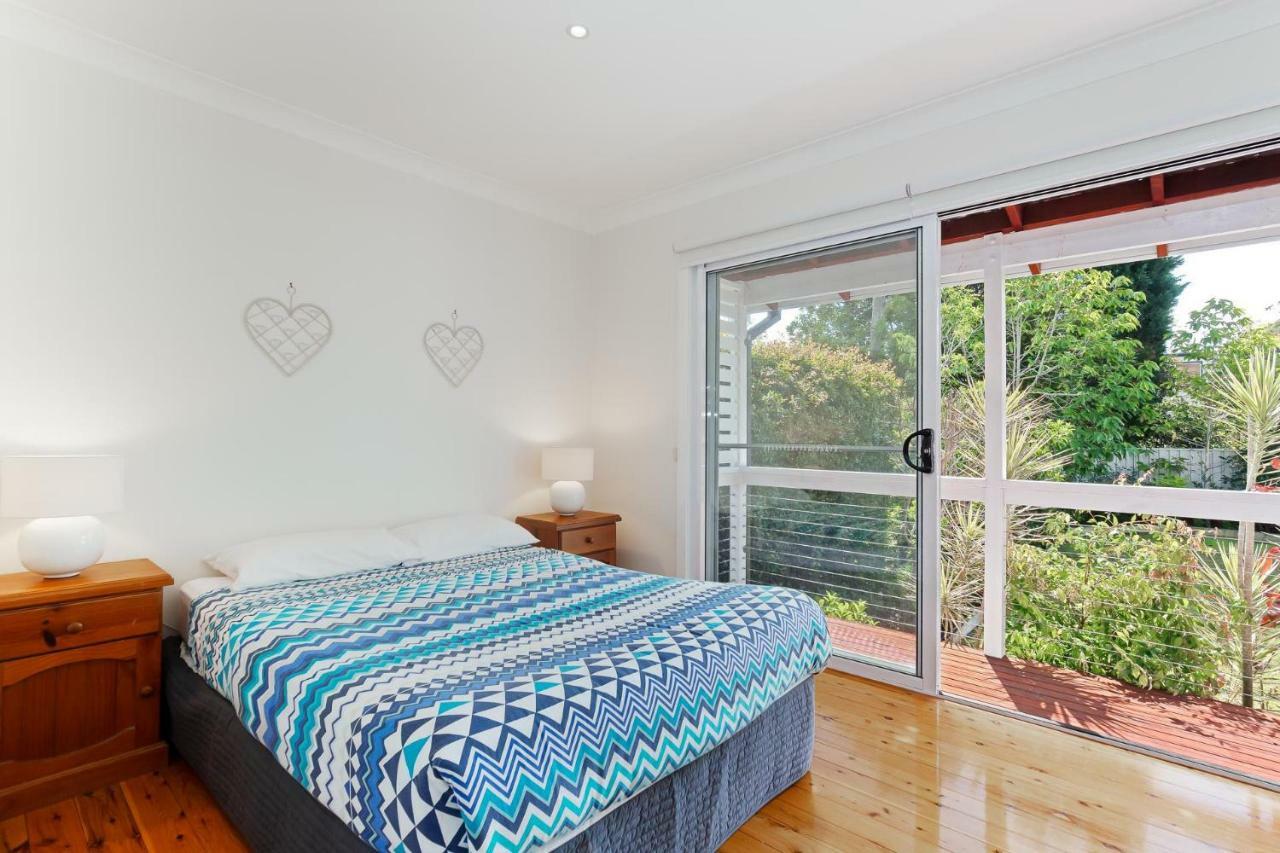 Rubys Retreat, 44 Achilles Street - Pet Friendly, Aircon, Wifi & Boat Parking Holiday home Shoal Bay