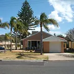 Tomaree Palms 39 Tomaree Road
