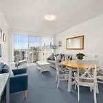 Bella Vista Unit 20 19 Shoal Bay Road