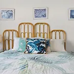 Bella Vista Unit 20 19 Shoal Bay Road