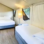 Shoal Bay Holiday Park