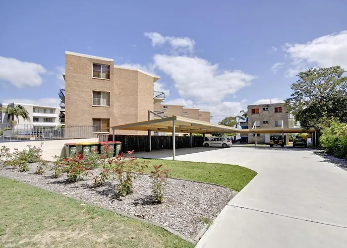 Castaways Unit 4 17 Shoal Bay Road