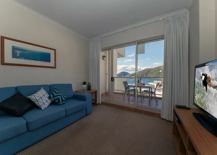 Barrington, 709/35-45 Shoal Bay Road