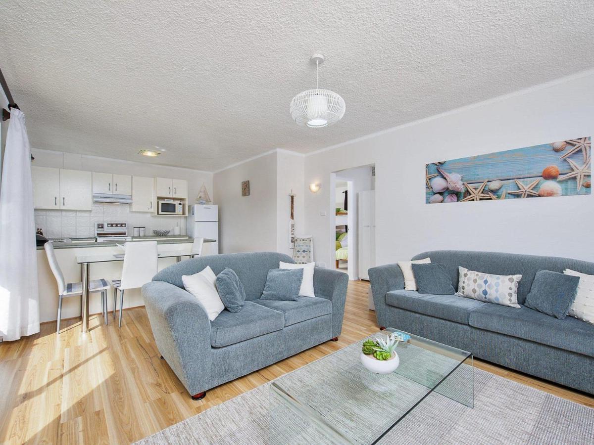Shoal Court 2 Fabulous Location With Water Views *