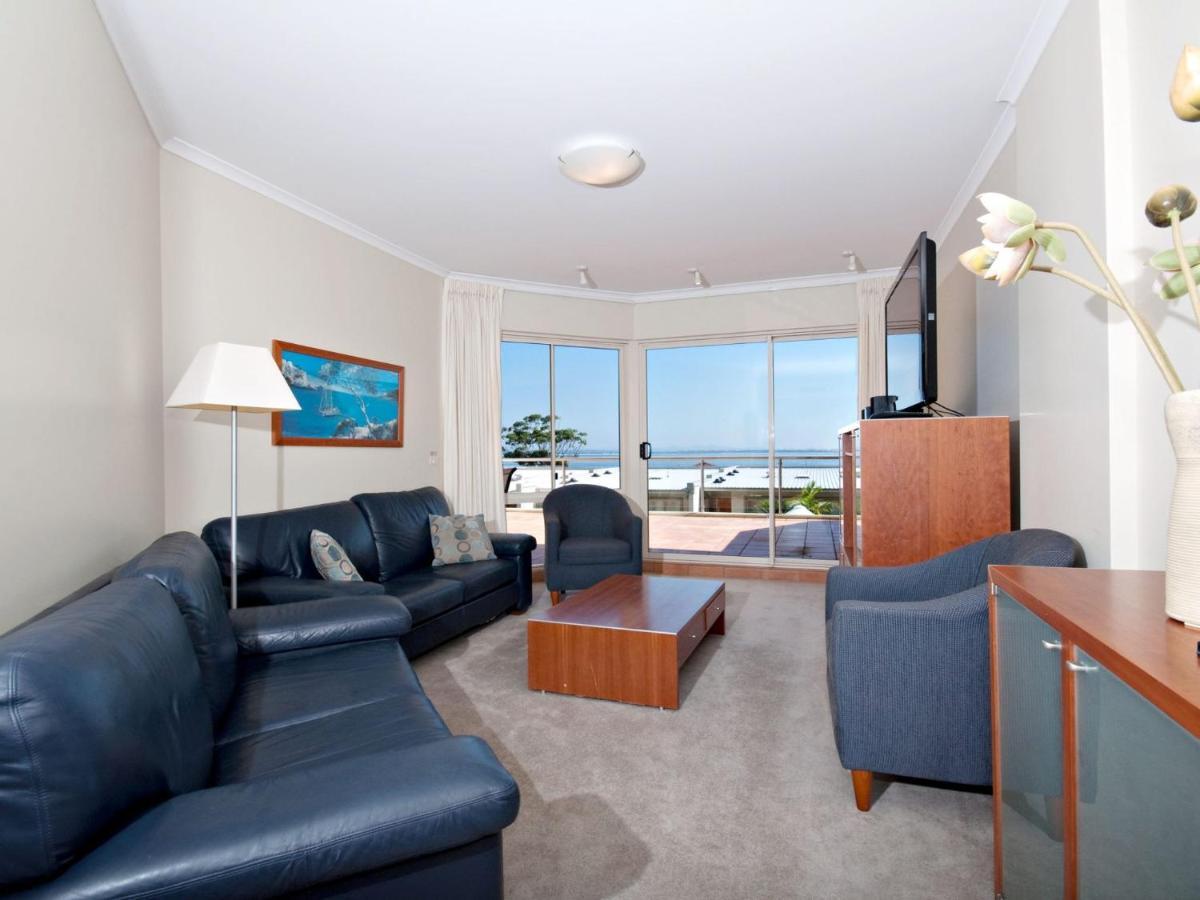 Messines Street, Breakwater Apartment, 104 Apartment *