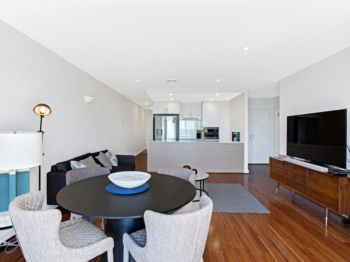 The Shoal, Unit 510/4-8 Bullecourt Street Apartment