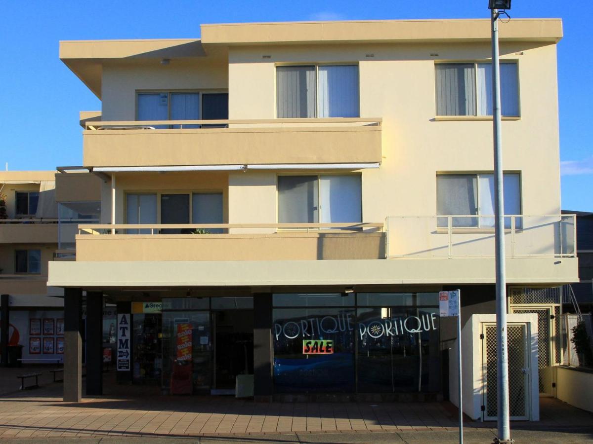 Apartment Bay Village Unit 20, 47 Road