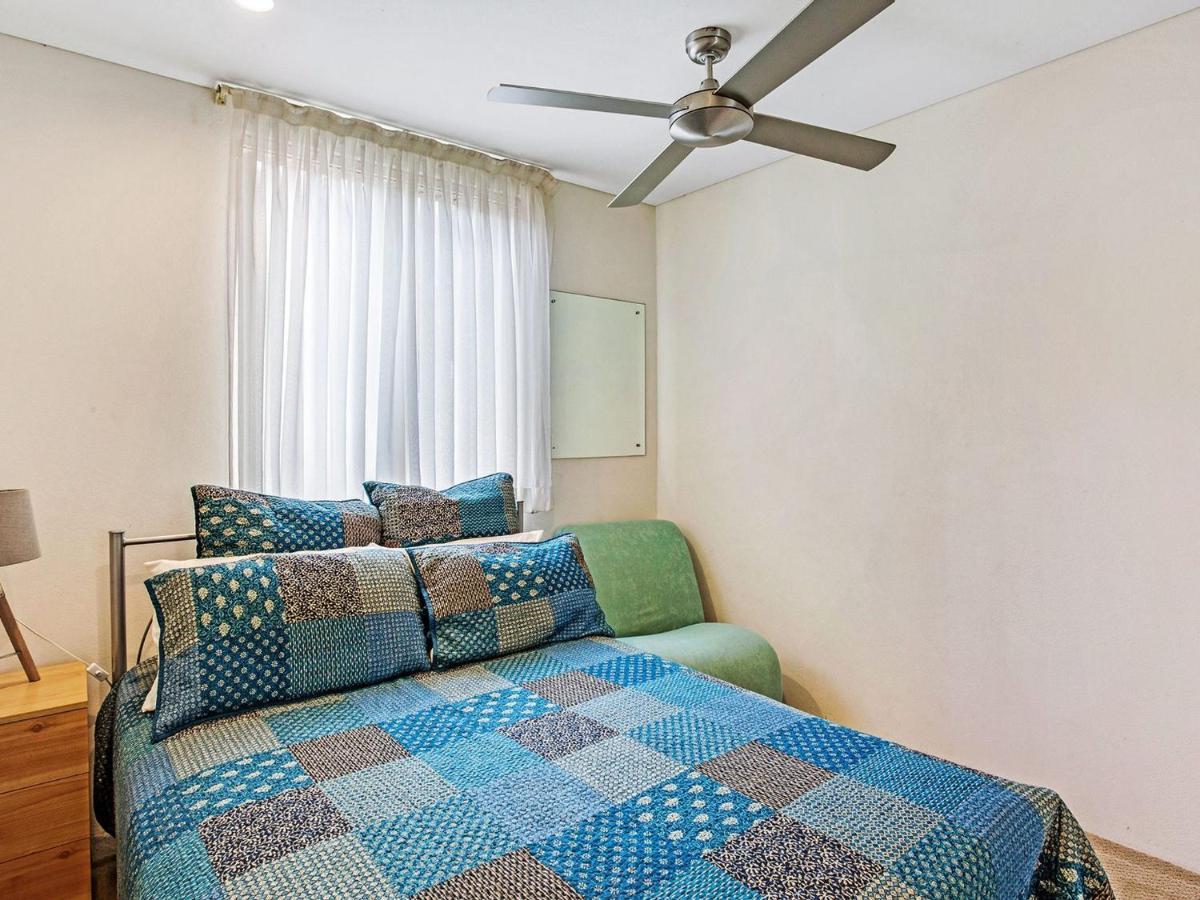 Shoal Towers Unit 3 11 Road Apartment *