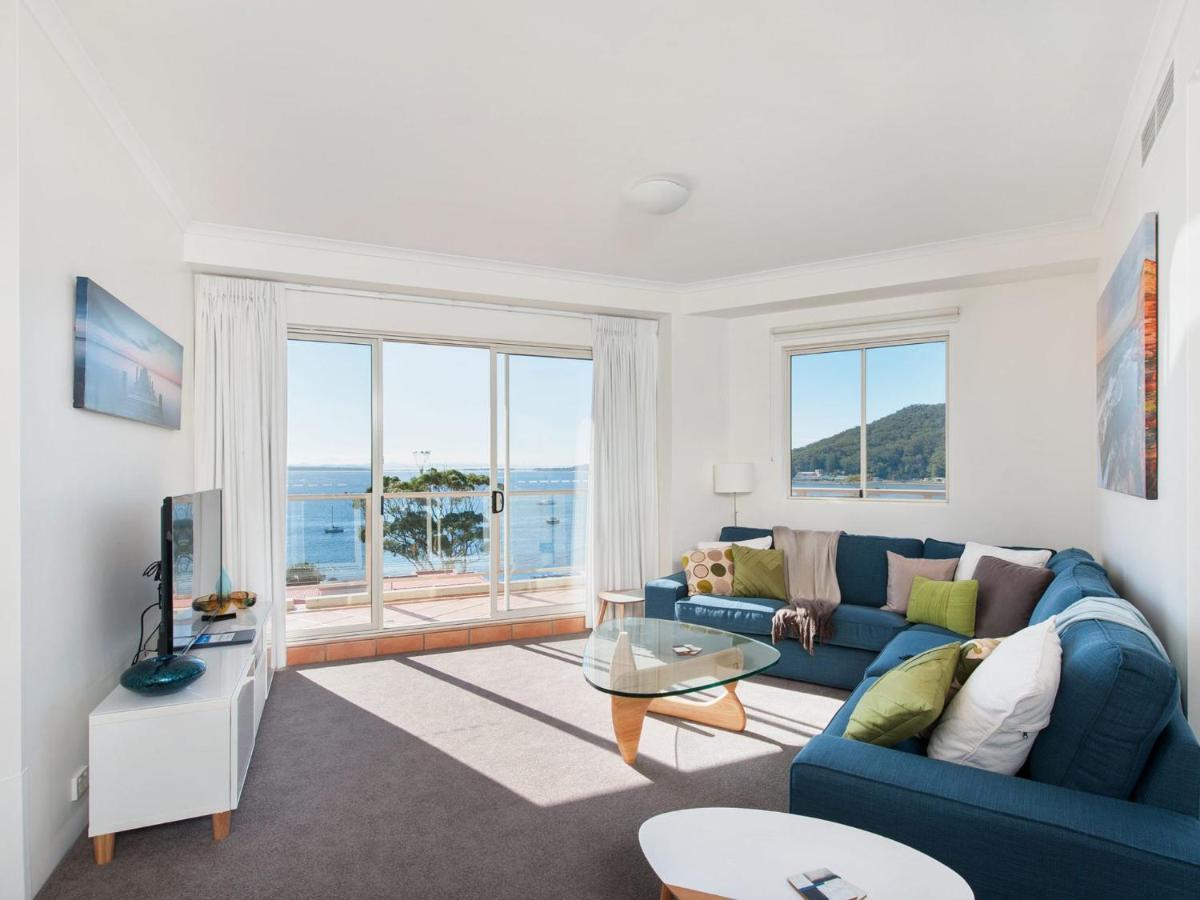 Blue Horizons, Unit 808, 41-45 Road * Shoal Bay