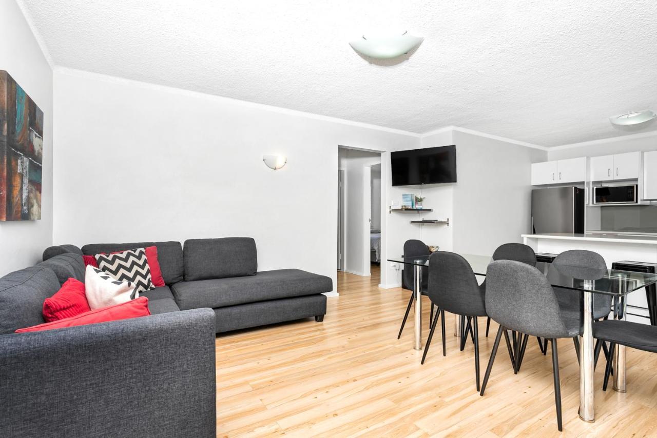 4 Shoal Court
