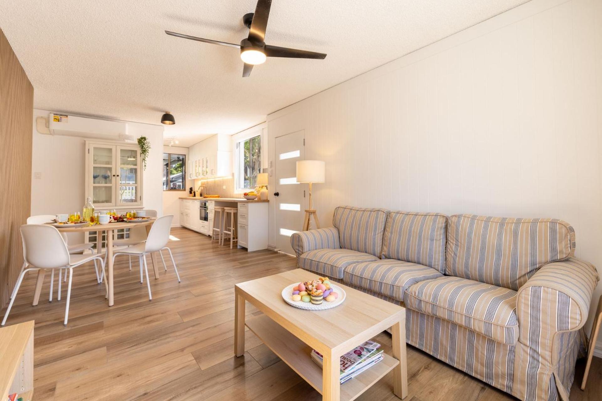 Nordic House, 49 Tomaree Rd - Pet Friendly House Over 2 Levels Holiday home *