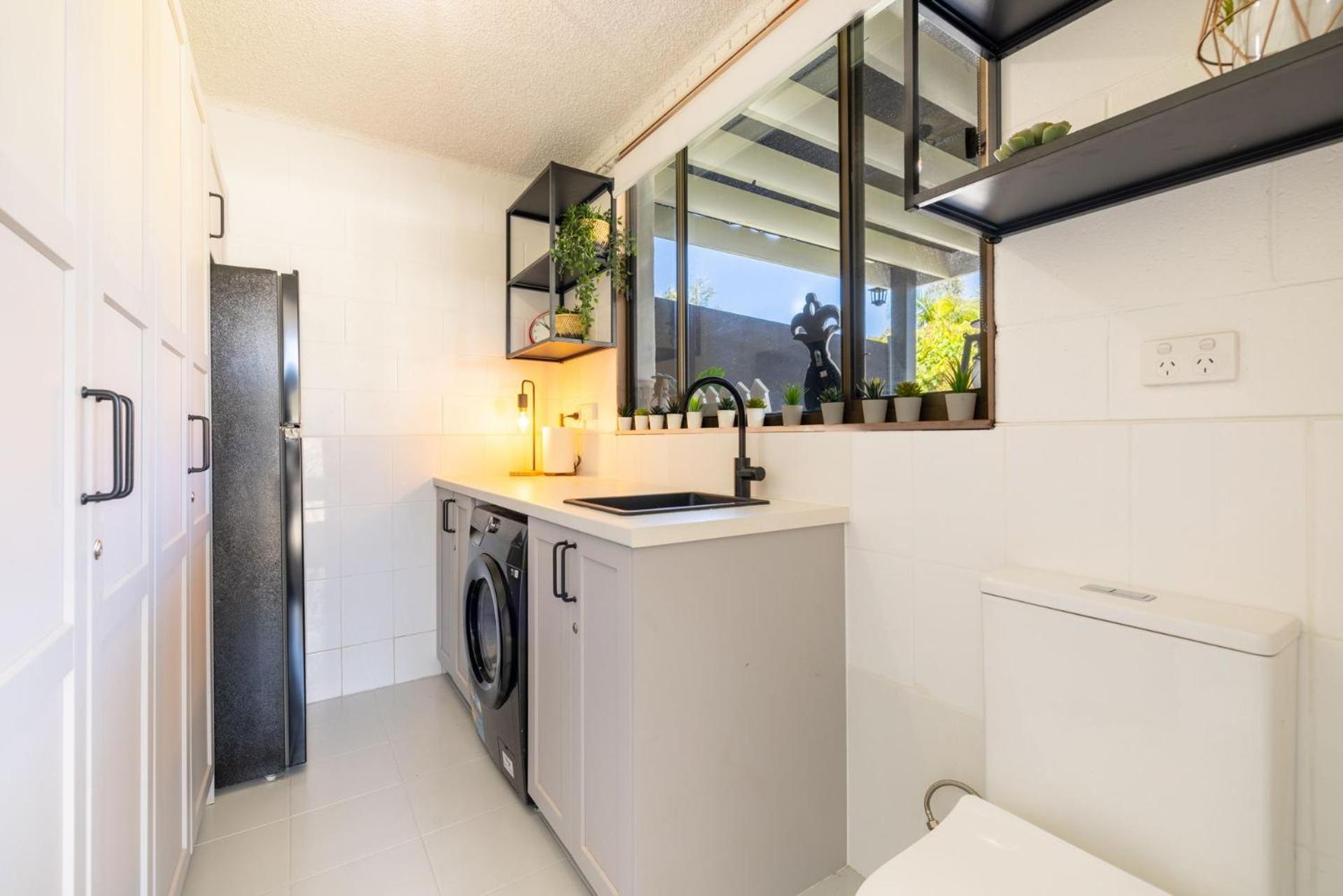 Nordic House, 49 Tomaree Rd - Pet Friendly House Over 2 Levels Holiday home *