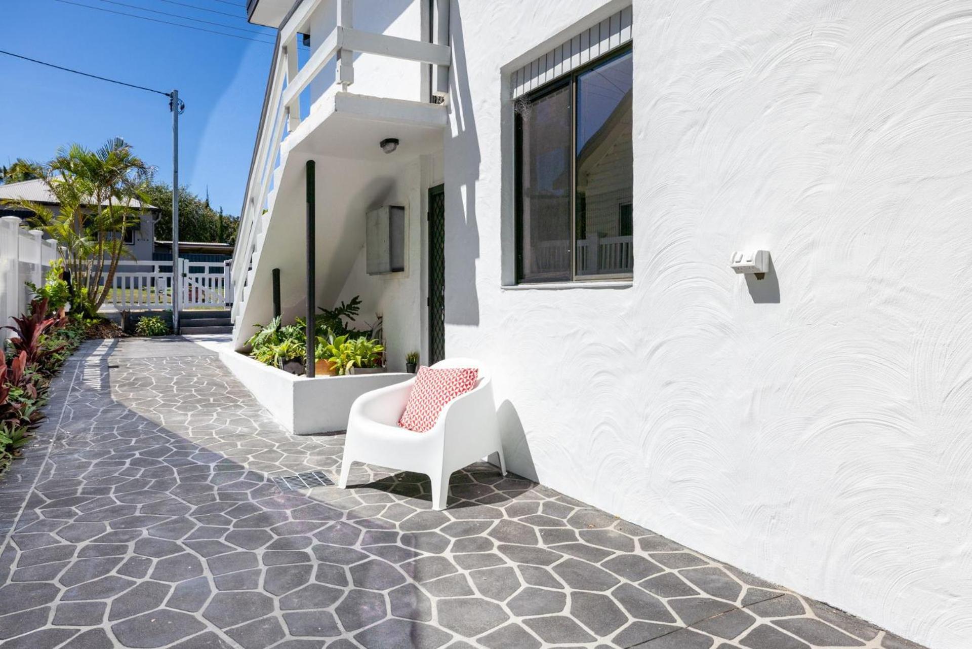 Nordic House, 49 Tomaree Rd - Pet Friendly House Over 2 Levels Holiday home