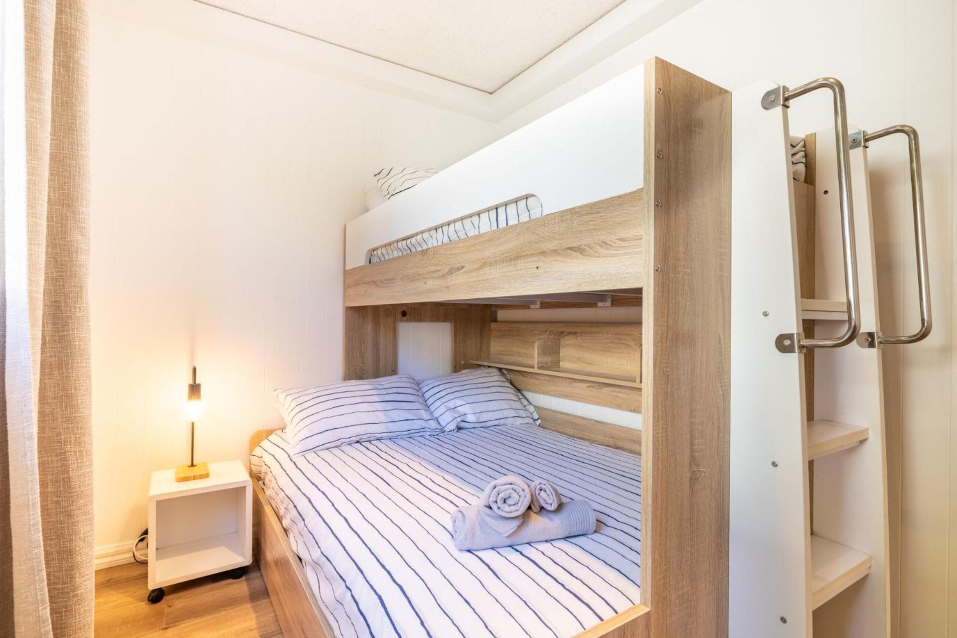 Nordic House, 49 Tomaree Rd - Pet Friendly House Over 2 Levels * Shoal Bay