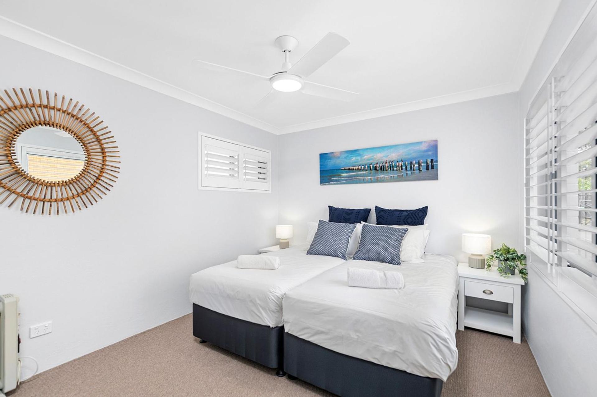 Sundeck Unit 1 51 Ronald Avenue *