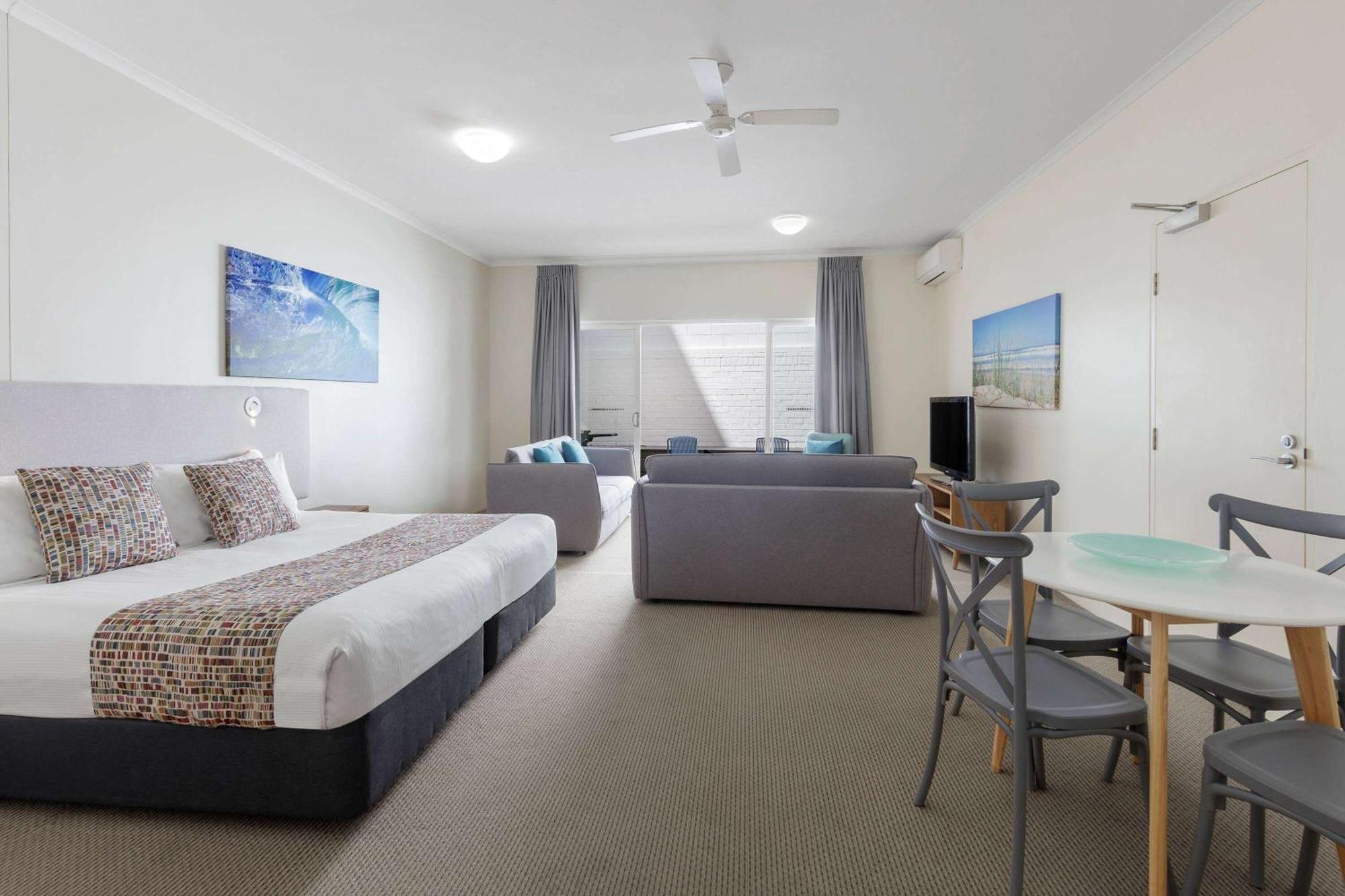 Ramada By Wyndham Resort 4*