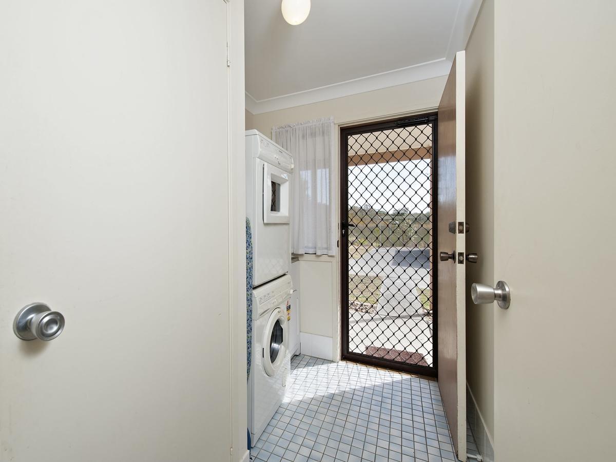 Government Road, 16b, The Breakers Apartment