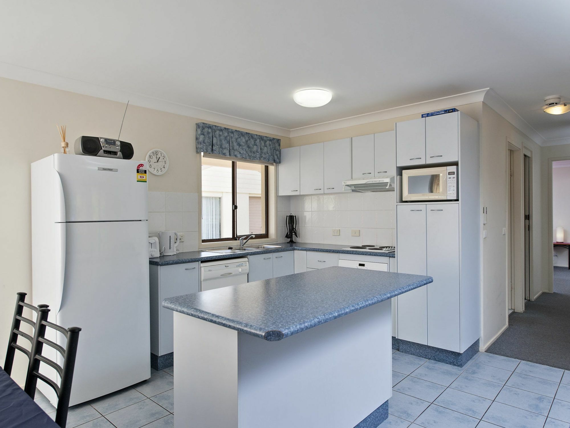 Government Road, 16b, The Breakers Apartment Shoal Bay