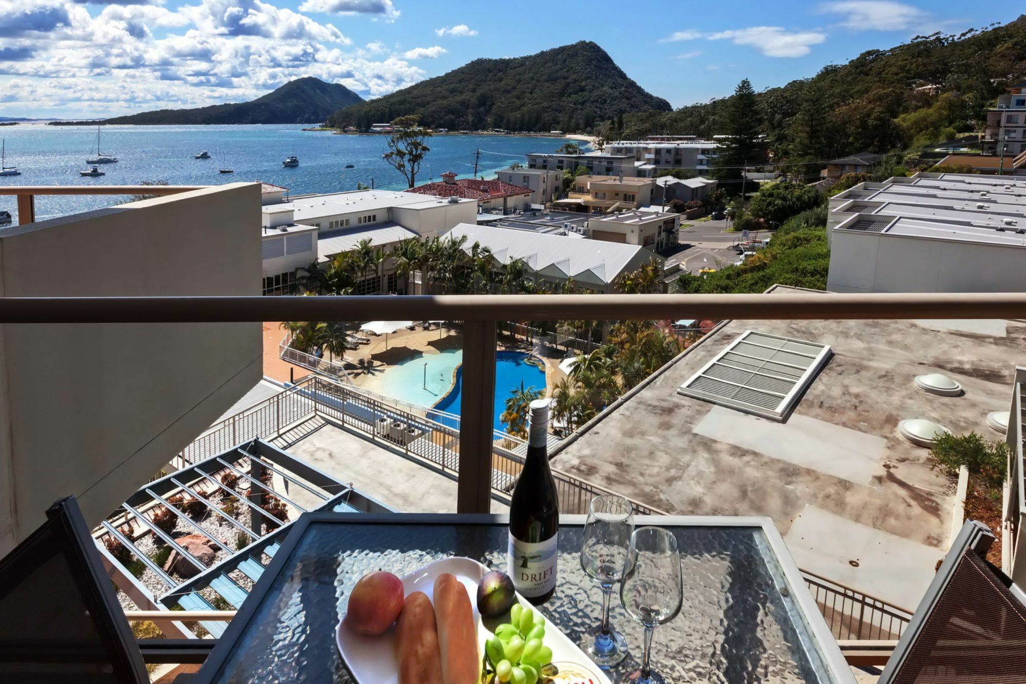 Barrington, 709/35-45 Road * Shoal Bay